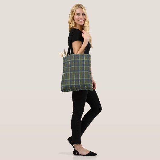 London Plaid Checked Navy blauw en groen Tote Bag (Op model)