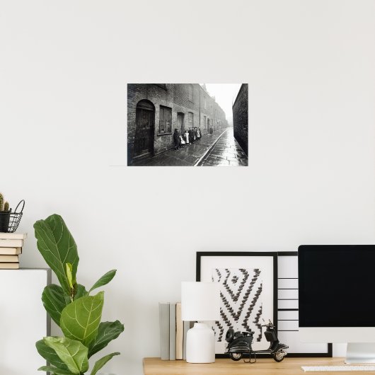 London Slums, c.1900 Poster (Thuiskantoor)