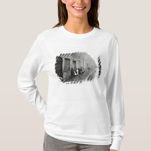 London Slums, c.1900 T-shirt (Voorkant)