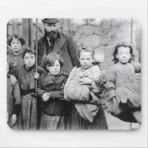 London Slums Muismat