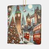 London's Feestelijke Splendor - Levendige Kerstaut Keramisch Ornament (Links)