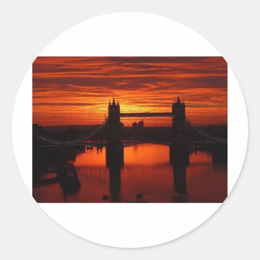 London's Tower Bridge bij dageraad Ronde Sticker (Voorkant)