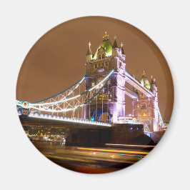 London's Tower Bridge bij nacht Magneet