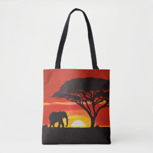 Lone Olifant in een Afrikaanse zonsondergang Tote Bag