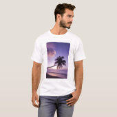 Lone palm tree at sunset, Coconut Grove strand T-shirt (Voorkant volledig)