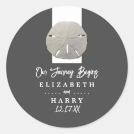 Lone Sand Dollar - Charcoal Gray - Beach Wedding Ronde Sticker