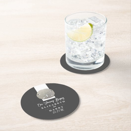 Lone Sand Dollar - Houtskool Grijs - Strand Bruilo Ronde Kartonnen Onderzetter (Insitu)