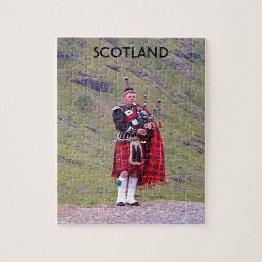 Lone Scottish bagpiper, Highlands, Schotland Legpuzzel (Verticaal)