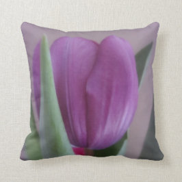 Lone Violet Tulip Kussen