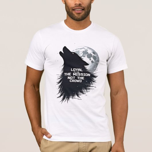 Lone Wolf Glitch Moon T-Shirt - Missie over de men (Voorkant)