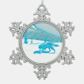 Lone Wolf in WInter Tin Sneeuwvlok Ornament (Voorkant)