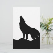 Lone Wolf staat op een heuvel Briefpapier (Staand voorkant)