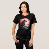 Lone Wolf Under Moon – Red Forest Art Tri-Blend Shirt (Voorkant volledig)