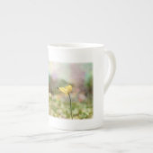 Lone Yellow Poppy Porselein Kop (Voorkant rechts)