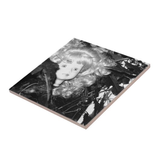 Lonely Doll Head Tegeltje (Zijkant)