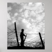 Lonely Soldier Poster (Voorkant)