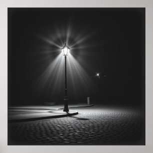 Lonely Streetlamp – Een beklijvende houtskool Noct Poster