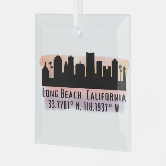 Long Beach Skyline Latitude en Lengtegraad Glas Ornament (Voorkant links)