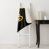 Long Beach State mama Sherpa Deken (In situ)