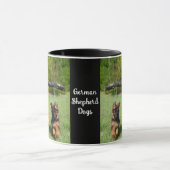 Long Hazard German Shepherd Dog and Puppy Mok (Midden)