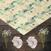  Look Green Dragonfly en Flowers op Tan Tissuepapier