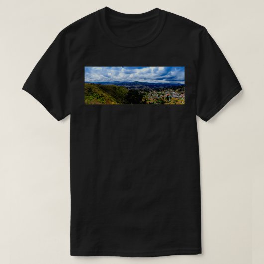 Looking Over Llacao from Pachamama T-shirt (Design voorkant)