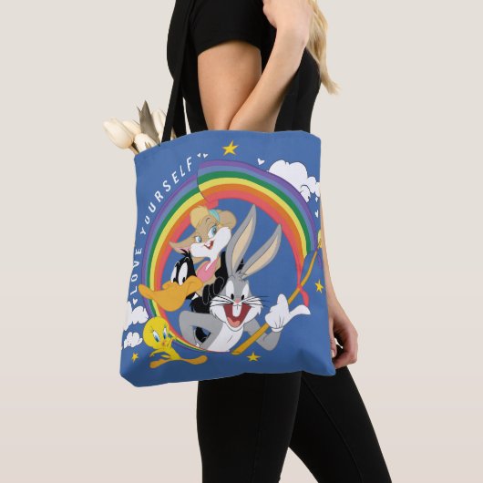 LOONEY TUNES™ - houd van uw eigen pride Badge Tote Bag (Dichtbij)