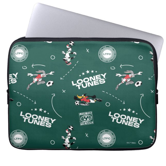 LOONEY TUNES™ Soccer Playbook Pattern Laptop Sleeve (Voorkant)