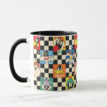 LOONEY TUNES™-tekens op zwart-witchecker Mok<br><div class="desc">LOONEY TUNES™ | Bekijk dit leuke patroon met kleurrijke Looney Tunes-personages over een checkerachtergrond!</div>