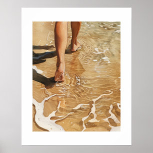 Loop door de golven aan de kust poster