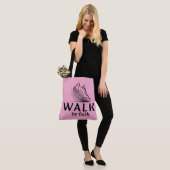 Loop door geloof tote bag (Op model)