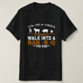 Loop in een Bar-B-Q Grappig T-shirt (Design voorkant)