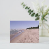 Loop op op het strand briefkaart (Staand voorkant)