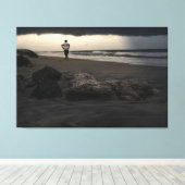 Loop op op het strand canvas afdruk (Insitu (Houten vloer))