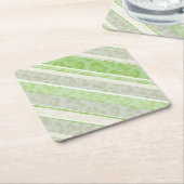 Loopard-afdruk op gestreepte achtergrond. kartonnen onderzetters (Schuin)