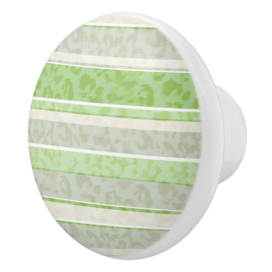 Loopard-afdruk op gestreepte achtergrond. keramische knop (Rechts)