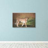 Loopard in vlakte canvas afdruk (Insitu (Houten vloer))