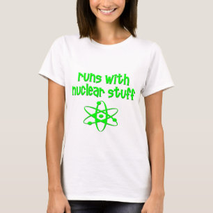 Loopt met nucleair materiaal t-shirt
