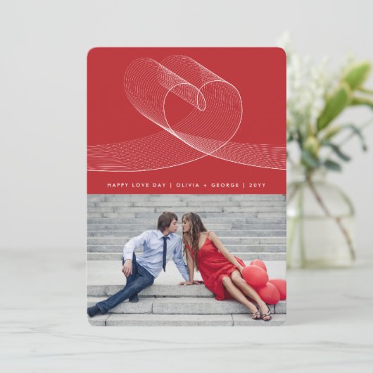 Loopy Love Lines Hart Eenvoudige Valentijnsdag Fot Feestdagenkaart (Staand voorkant)