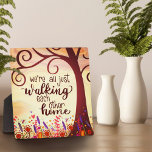 lopen elkaar thuis Inspirerend Fotoplaat<br><div class="desc">Inspirerend Ezel Plaque- , grillig en stijlvol kunstwerk gemaakt om te inspireren en op te tillen. Kleurrijk, bloemenboomontwerp voegt een aantal positieve vibes toe aan uw dag. Deze leuke schildersezel plaquettes maken geweldige inspirerend koekjes voor familie, vrienden, collega's, docenten, enz.. Dit waren populaire sympathiegeschenken. Modernere, bloemige en motivatie plaquettes in...</div>