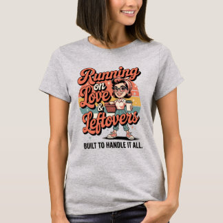 Lopen op Liefde & Restjes – Kracht van Oude Moeder T-shirt