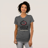 Lopend op Ervaring Grappig Batterij T-Shirt (Voorkant volledig)