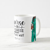 Lopende verpleegster, gepersonaliseerd koffiemok (Voorkant rechts)