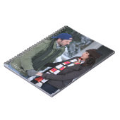 Lorelai & Luke Holding Hands in de sneeuw Notitieboek (Linkerzijde)