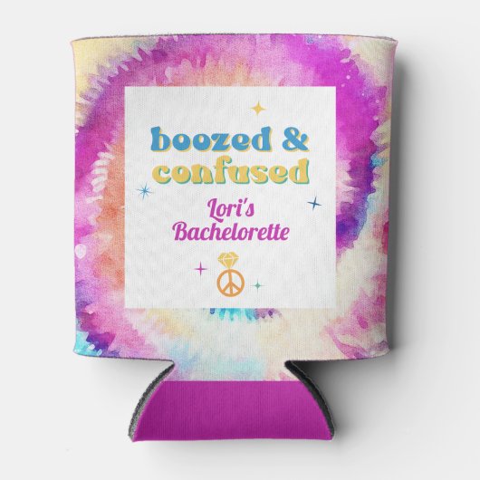 LORI Tie Dye Dazed Engaged 70s Retro Bachelorette Blikjeskoeler (Voorkant)