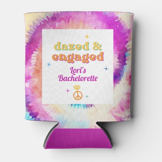 LORI Tie Dye Dazed Engaged 70s Retro Bachelorette Blikjeskoeler (Voorkant)