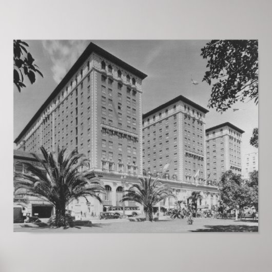 Los Angeles, CA Uitzicht van Biltmore Hotel en Str Poster (Voorkant)