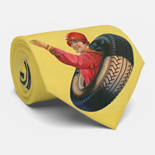 Lotta Miles zwaait naar Kelly-Springfleld banden Stropdas