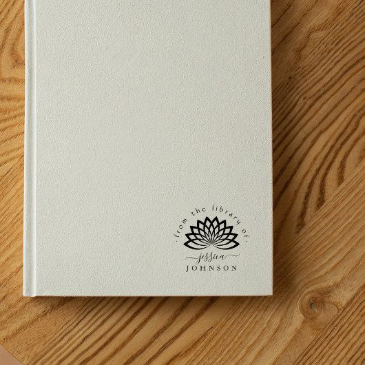 Lotus bloem stijlvol uit de bibliotheek van het bo rubberstempel