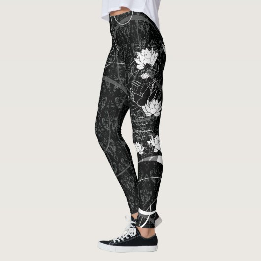 Lotus Damask Leggings (Links)